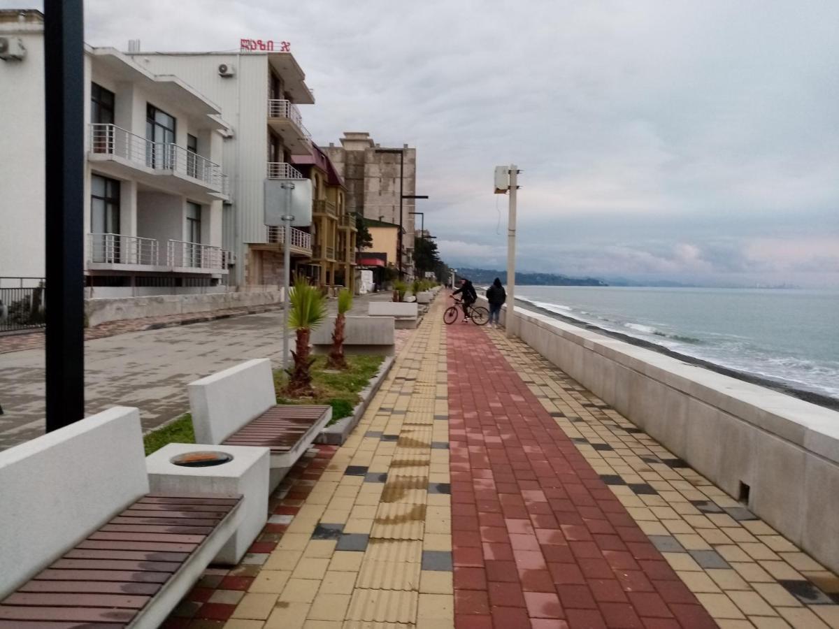 Гостевой дом Агмашенебели 229 Кобулети Экстерьер фото